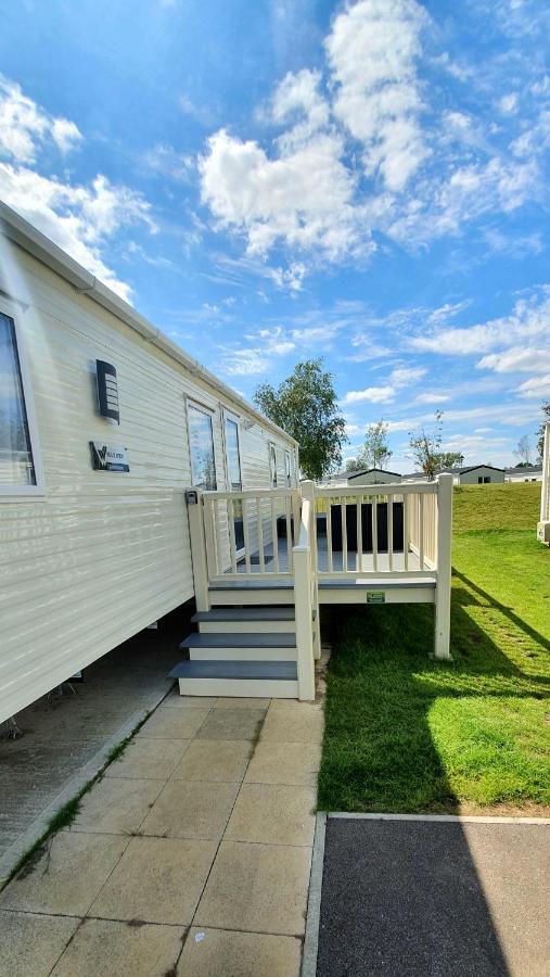 Rj Luxury Caravan Hire With Hot Tub Tattershall Exterior foto